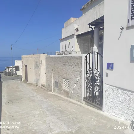 Rocche Rosse Acquacalda