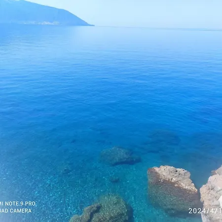 Hébergement de vacances Rocche Rosse Acquacalda